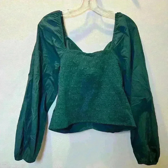 NWT GAP Puff Sleeve Sweetheart Top June bug green size L - Picture 5 of 5